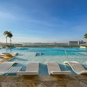 https://emaar-beachfront-dubai-marina.dubaihotelsoffers.com
